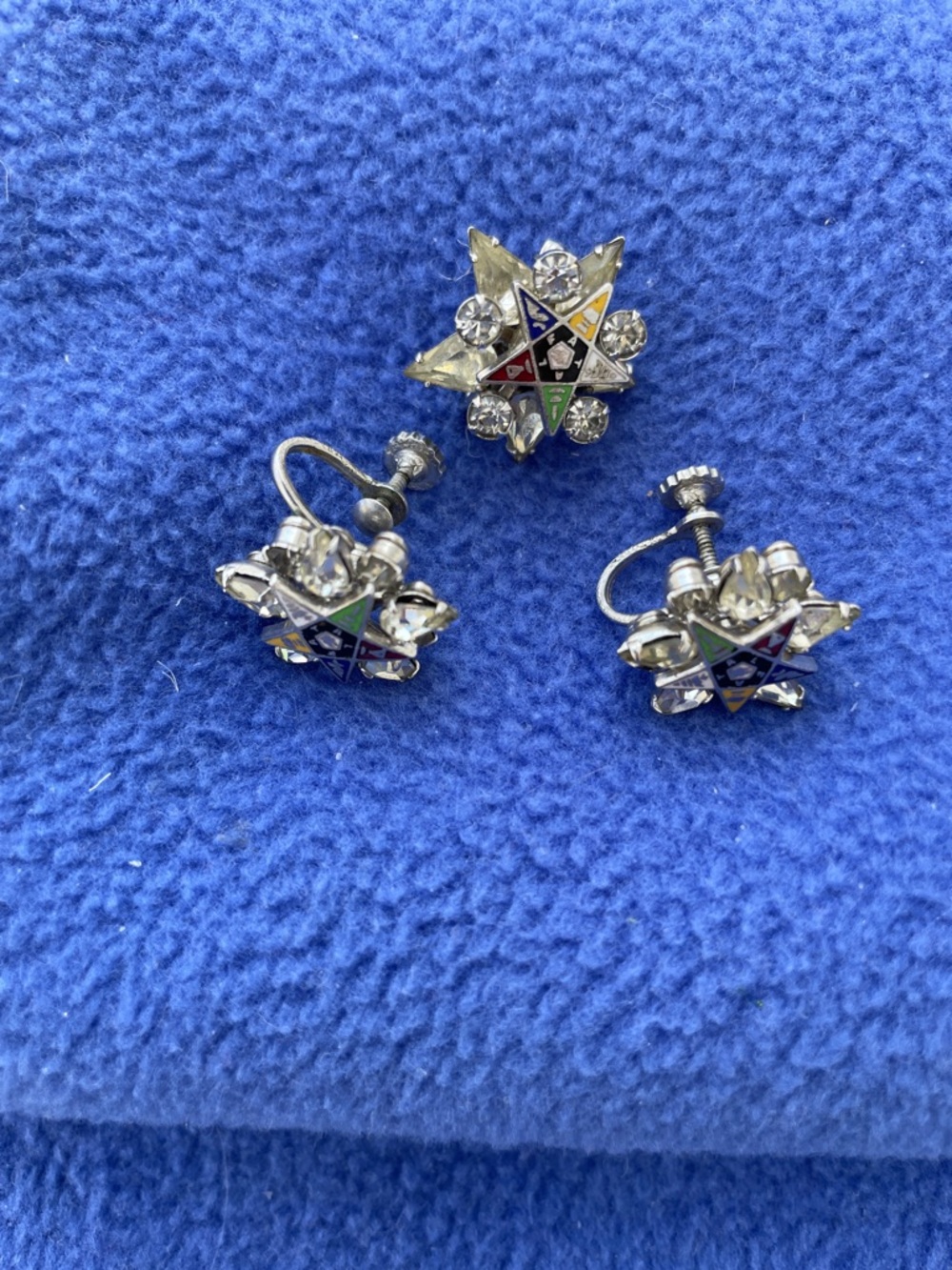 Vintage eastern star pin, and earrings set. A great piece of history.